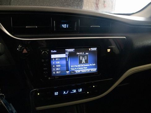 Used 2018 Toyota Corolla iM w/ All-Weather Mat Package image 32