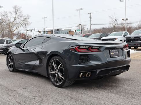 Used 2021 Chevrolet Corvette Stingray Preferred Cpe w/ Engine Appearance Package image 33