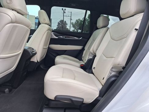 Used 2021 Cadillac XT6 Sport AWD/4WD image 12