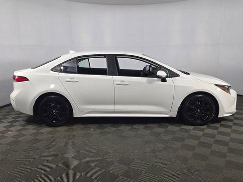 Used 2023 Toyota Corolla LE FWD image 10