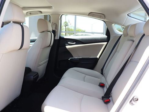 Used 2018 Honda Civic EX image 30