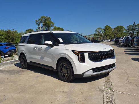 New 2026 Kia Carnival EX FWD image 2