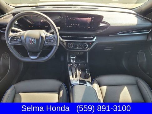 Used 2024 Buick Envista Sport Touring w/ Convenience II Package image 9