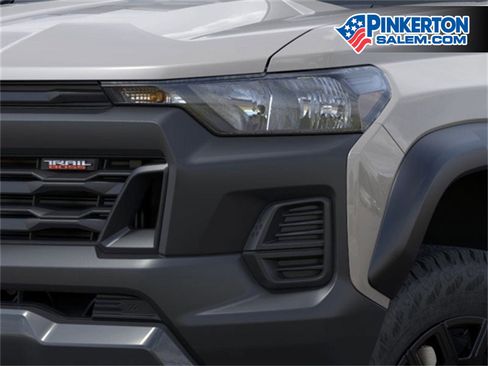 New 2026 Chevrolet Colorado Trail Boss w/ LPO, Tailgate Decal Package image 10