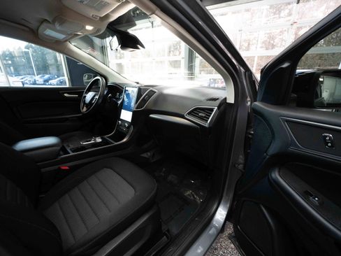 Used 2023 Ford Edge SE w/ Black Appearance Package image 26