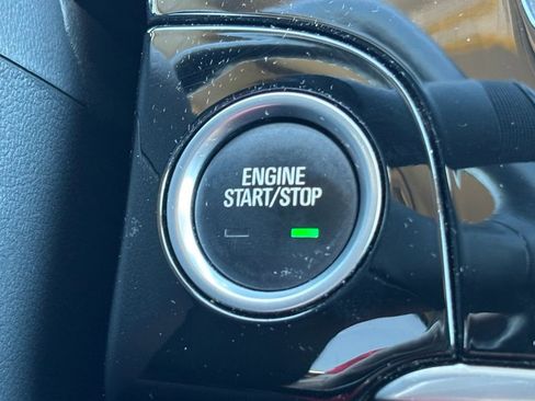 Used 2021 Buick Encore Preferred image 23