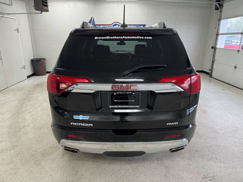 Used 2019 GMC Acadia Denali w/ Technology Package AWD/4WD image 5