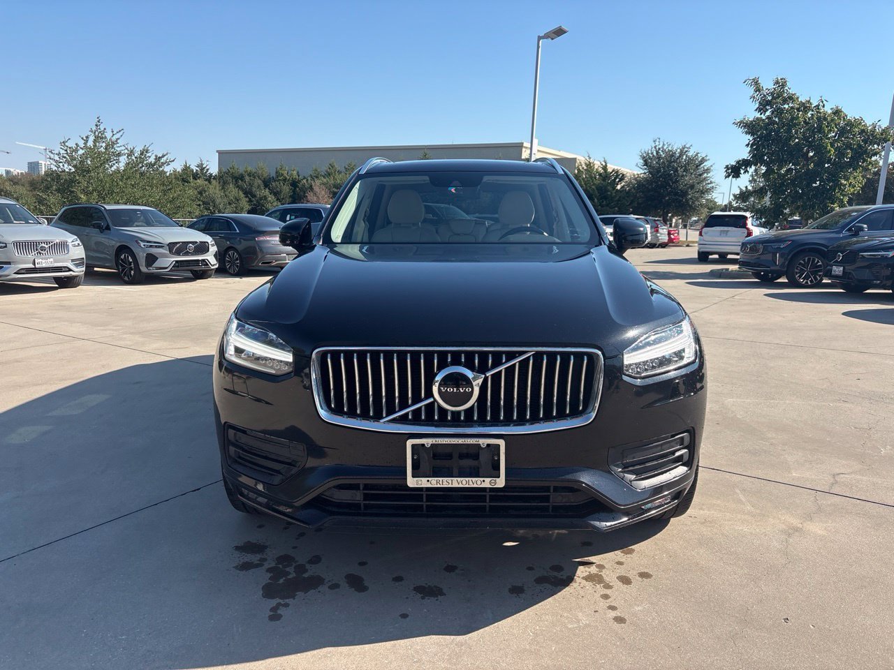Used 2021 Volvo XC90 T6 Momentum AWD/4WD image 2