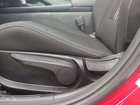 Used 2025 Hyundai Elantra SEL FWD image 14