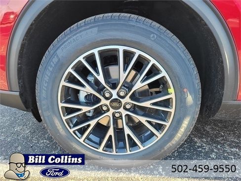 New 2024 Ford Escape SE image 9