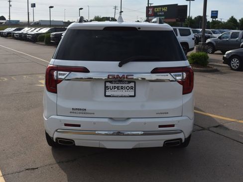 Used 2023 GMC Acadia Denali AWD/4WD image 6