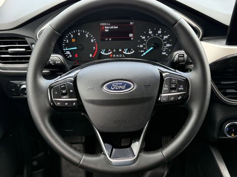 Used 2022 Ford Escape SEL FWD image 15