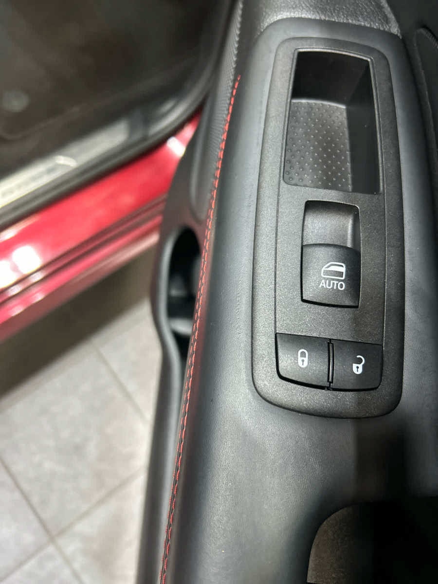 Used 2023 Dodge Durango R/T w/ Tow 'N Go Package AWD/4WD image 29