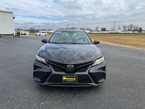 Used 2021 Toyota Camry SE image 8