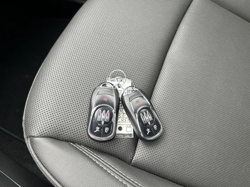 Used 2024 Buick Encore GX Sport Touring w/ Advanced Technology Package FWD image 18