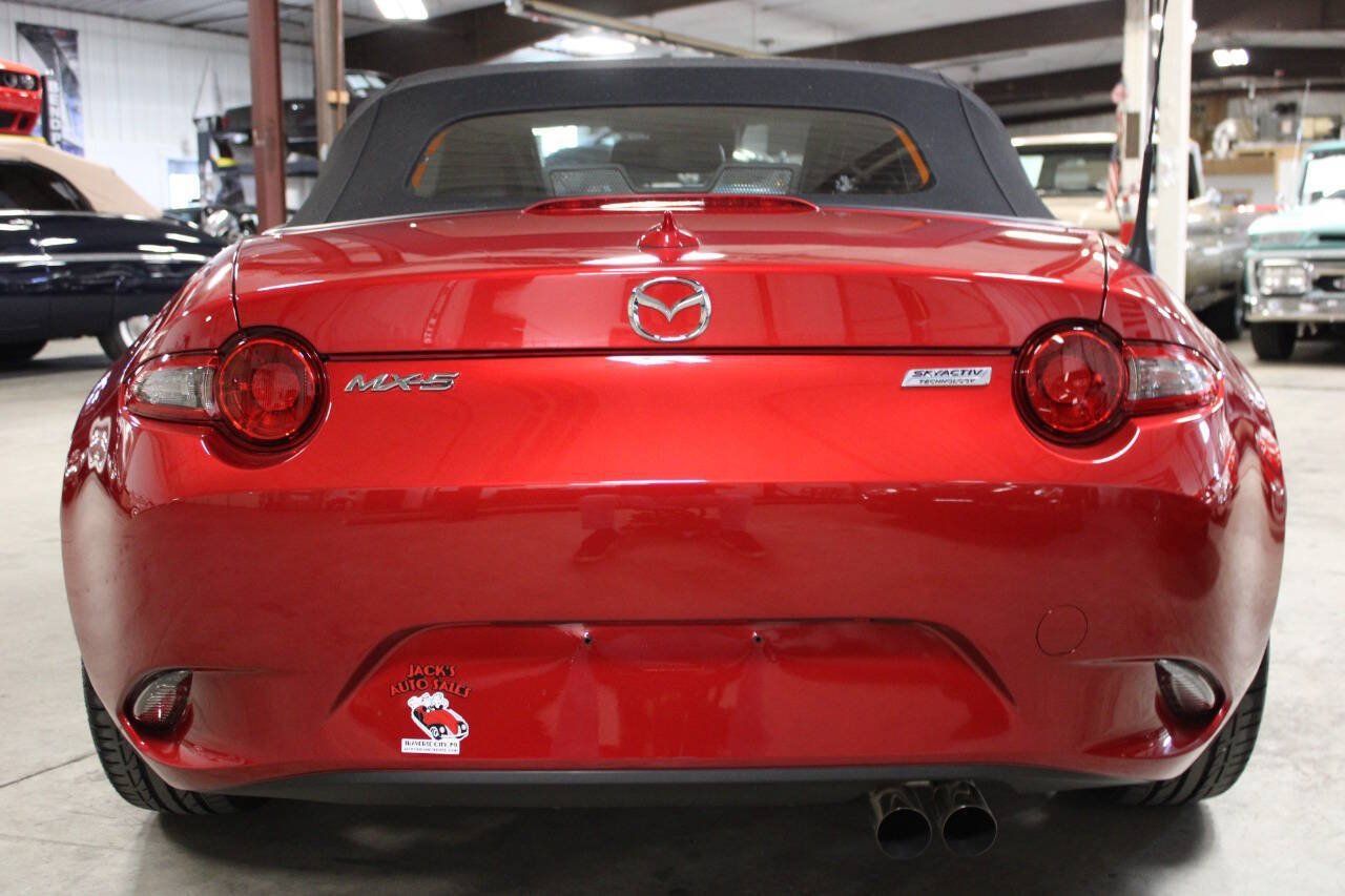 Used 2016 MAZDA MX-5 Miata Grand Touring RWD image 5