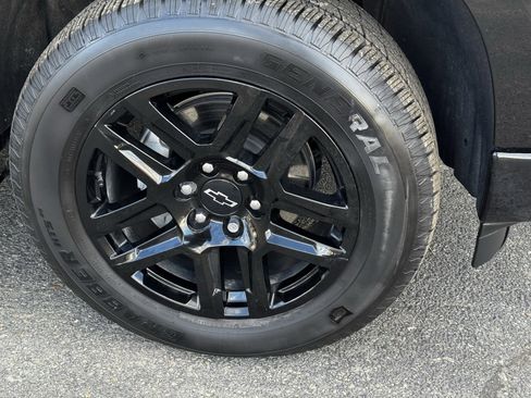 Used 2023 Chevrolet Silverado 1500 Custom image 8