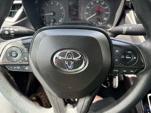 Used 2024 Toyota Corolla LE FWD image 26