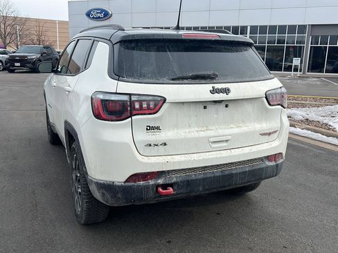 Used 2020 Jeep Compass Trailhawk image 8