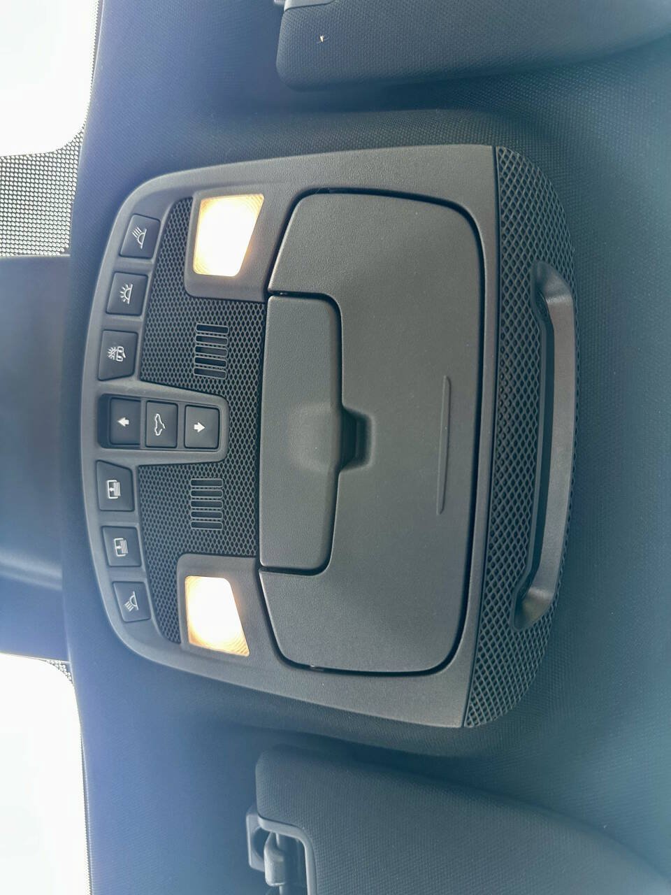 Used 2018 Ford Expedition XLT w/ Equipment Group 202A AWD/4WD image 28