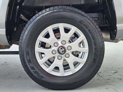 Used 2024 Toyota Tacoma SR5 RWD image 28