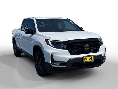 New 2026 Honda Ridgeline Black Edition image 7