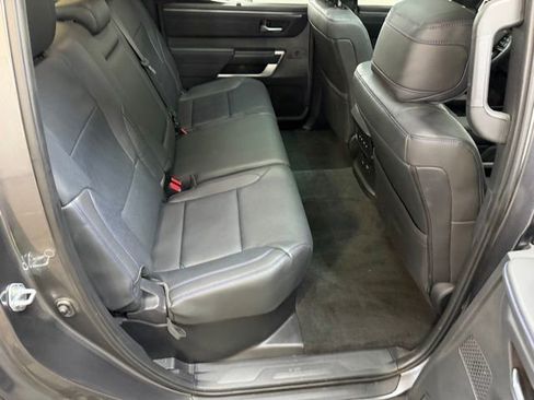 Used 2025 Toyota Tundra Platinum w/ TRD Off-Road Package AWD/4WD image 40