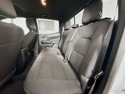 Used 2023 Chevrolet Colorado LT w/ LT Convenience Package II image 27