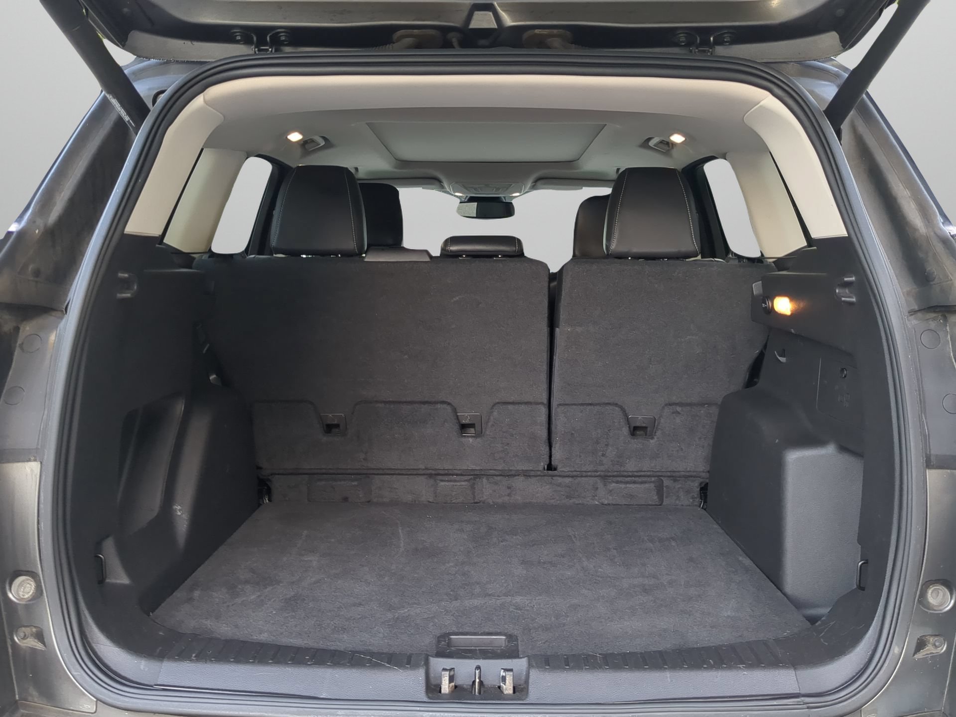 Used 2019 Ford Escape SEL FWD image 46