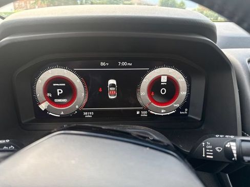 Used 2025 Nissan Rogue SL w/ SL Premium Package FWD image 16