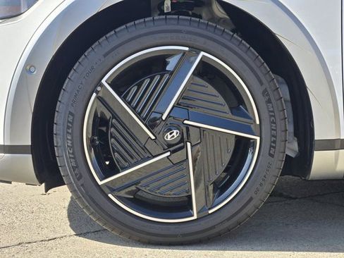 Certified 2026 Hyundai Ioniq 5 Limited image 11
