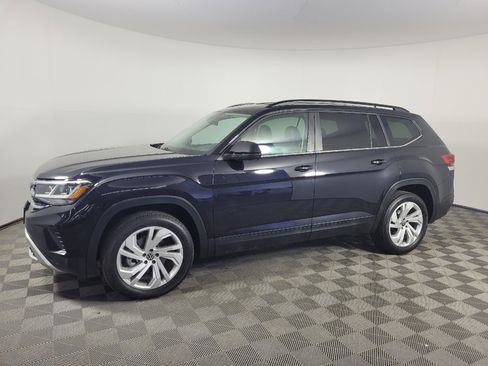 Used 2021 Volkswagen Atlas SE AWD/4WD image 2
