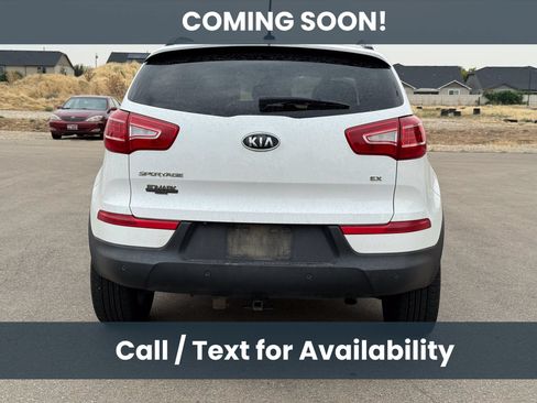 Used 2011 Kia Sportage EX w/ Premium Pkg w/Leather Seats AWD/4WD image 5