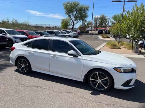 Used 2023 Honda Civic Touring image 6