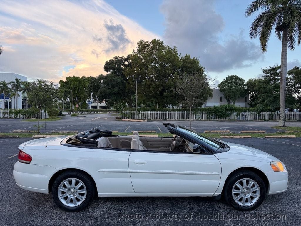 Used 2004 Chrysler Sebring GTC FWD image 14