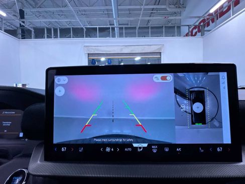 Used 2025 Ford Explorer ST image 22