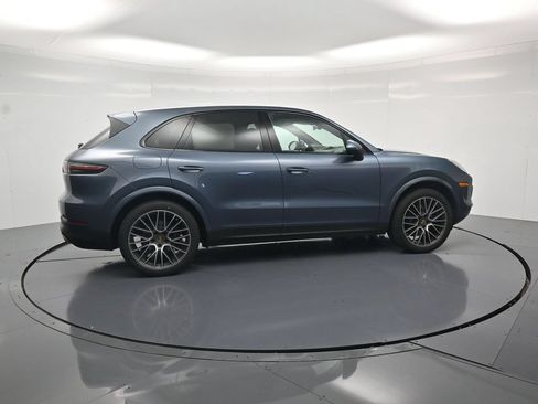 Certified 2020 Porsche Cayenne AWD/4WD image 41