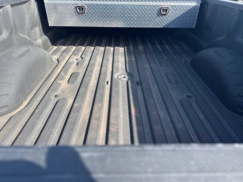 Used 2022 Ford F350 XLT w/ XLT Value Package AWD/4WD image 5