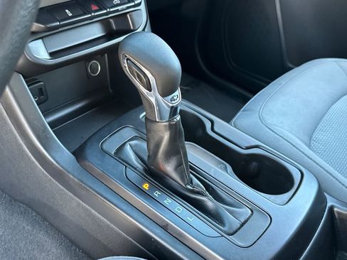 Used 2022 Chevrolet Colorado W/T w/ Custom Special Edition image 27