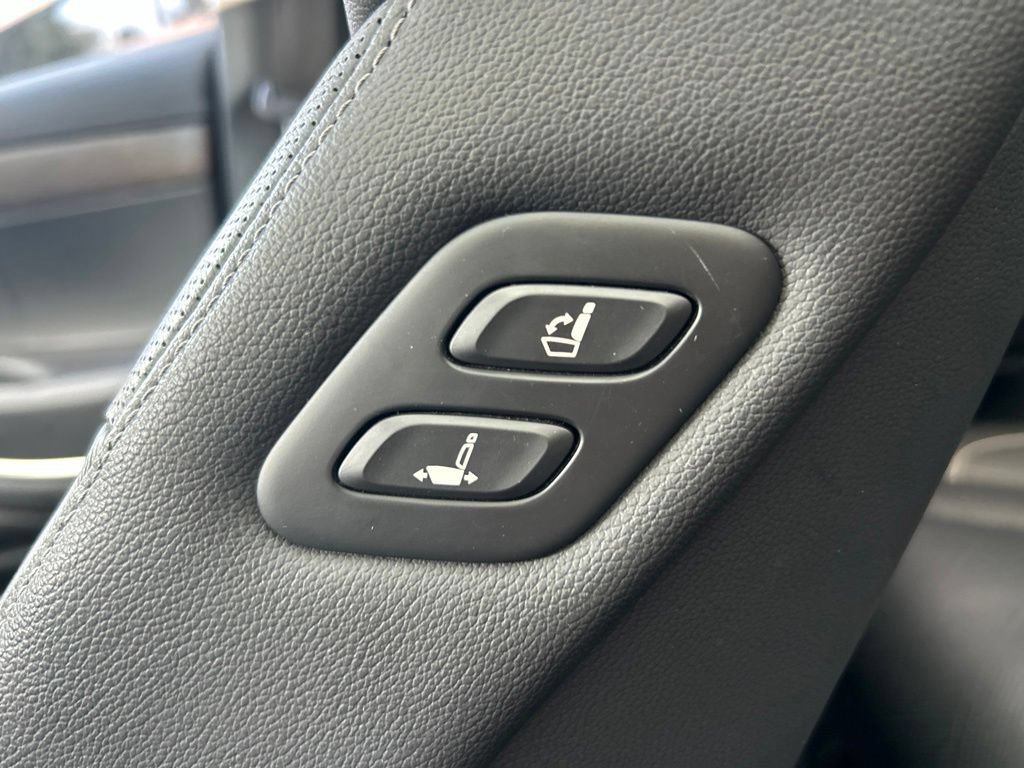 Used 2025 Genesis GV80 3.5T Advanced AWD/4WD image 22