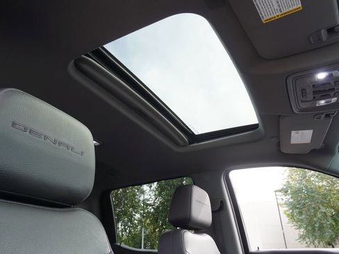 Used 2020 GMC Sierra 1500 Denali w/ Denali Ultimate Package image 14