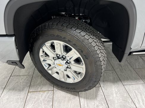 New 2025 Chevrolet Silverado 2500 High Country w/ High Country Premium Package image 34