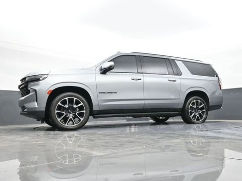 Used 2023 Chevrolet Suburban RST w/ Sport Performance Package image 61