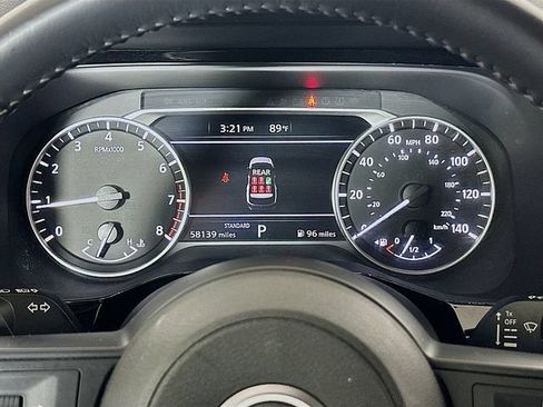 Used 2025 Nissan Pathfinder SV FWD image 13