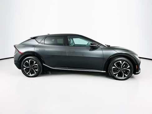 Used 2024 Kia EV6 Wind w/ Wind Technology Package AWD/4WD image 10