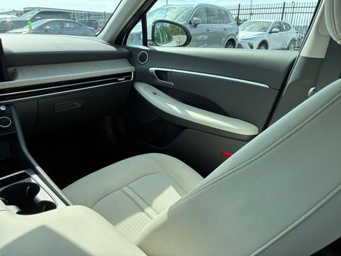 Used 2025 Hyundai Sonata SEL FWD image 30