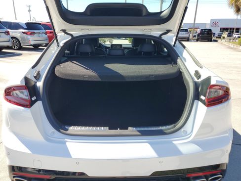 Used 2021 Kia Stinger GT-Line image 5