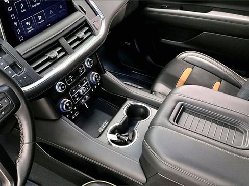 Used 2024 GMC Yukon AT4 image 14