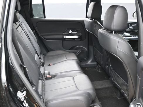 Used 2024 Mercedes-Benz GLB 250 image 39