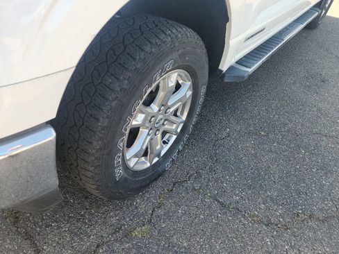 Used 2021 Ford F150 Lariat w/ Equipment Group 502A High AWD/4WD image 7